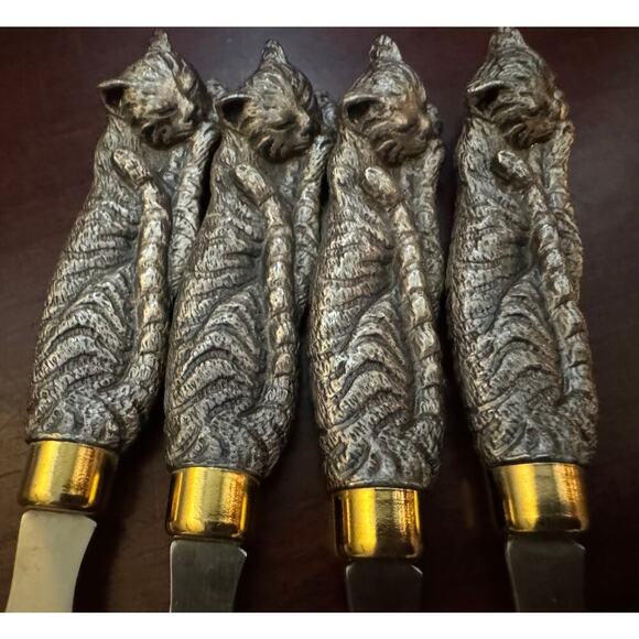 Set of 4 Vintage Arthur Court Sleeping Cat Butter Knife Cheese Spreaders - Picture 7 of 8